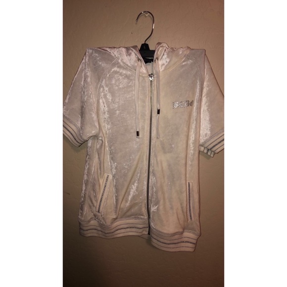 White silky short sleeve sweater - Picture 1 of 2